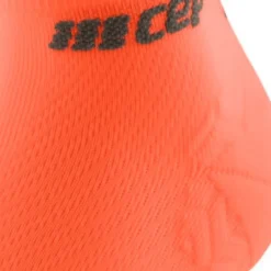 Damskie skarpety kompresyjne sportowe CEP Ultralight low-cut koralowe - nowa kolekcja