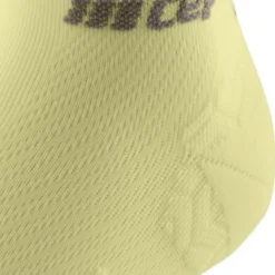 Męskie skarpety kompresyjne sportowe CEP Ultralight low-cut limonkowe - nowa kolekcja