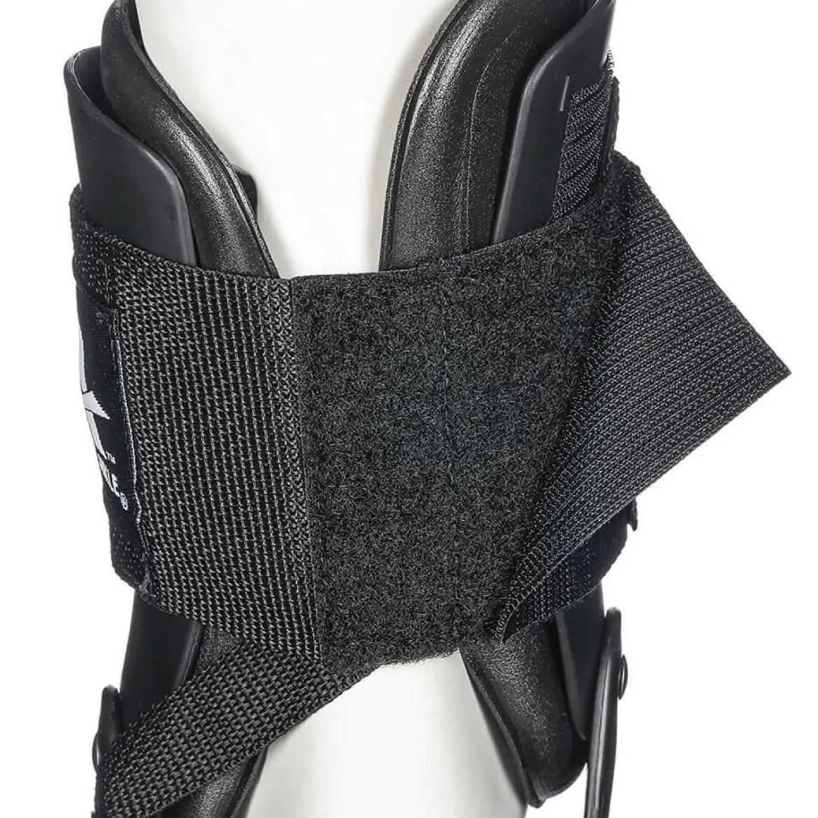 Stabilizator na kostkę ze sztywnymi panelami Active Ankle Mediroyal